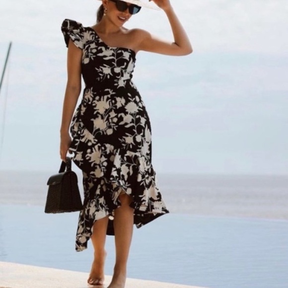 H&M x Johanna Ortiz black asymmetrical swim suit - Picture 6 of 12